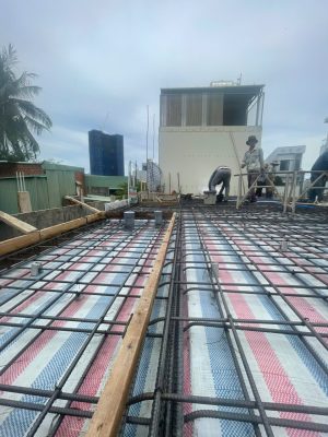 Chuẩn bị và kiểm tra công trường đổ bê tông sàn mái