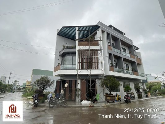 Thi công hoàn thiện xây nhà trọn gói.webp